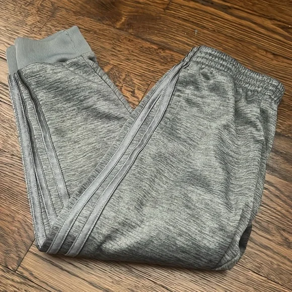 Addidas gray hoodie sweatsuit - Picture 3 of 3
